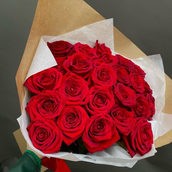 Bouquet of 24 red roses